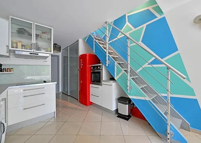 T3 De 45 M2 Avec Terrasse - Entierement Climatise - 2 Chambres - 400M De La Plage - Residence Avec Piscine