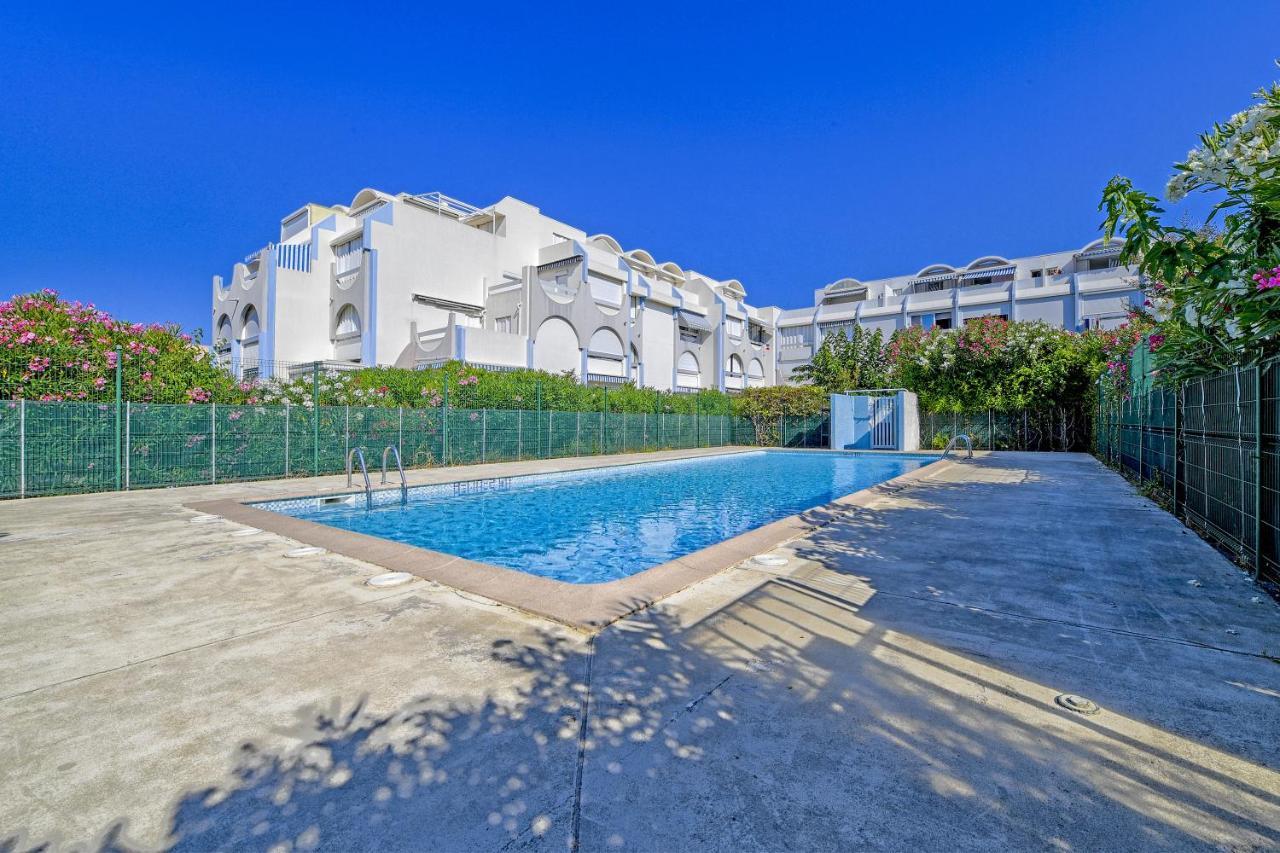 Apartment T3 De 45 M2 Avec Terrasse - Entierement Climatise - 2 - 400m De La - Avec Piscine Le Grau-du-Roi